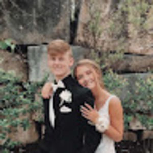 Meet your Posher, Dayson